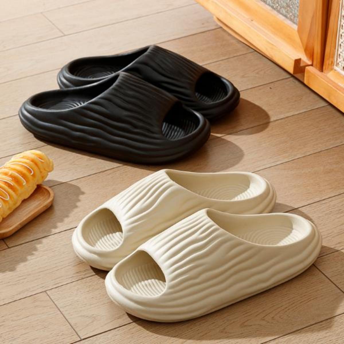 Summer Women's Slippers for Couples Thick Bottom Soft Bottom Indoor Home Outdoor Bathroom Bath Non-Slip Slippers