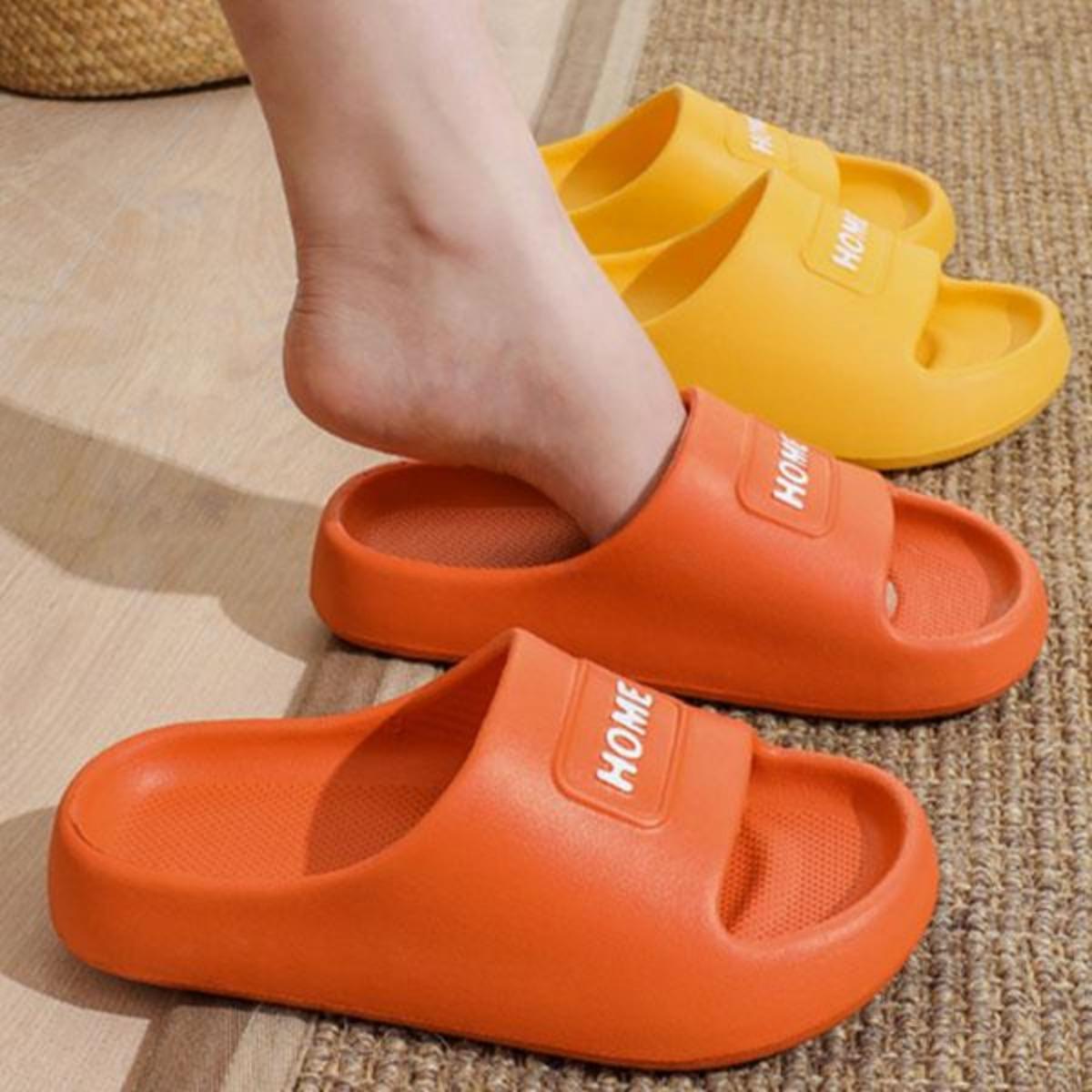 Women's Summer Indoor Outdoor Home Bathroom Non-Slip Bath Soft Bottom Poop Feeling Couple Thick Bottom Slippers Men's Outdoor Wear