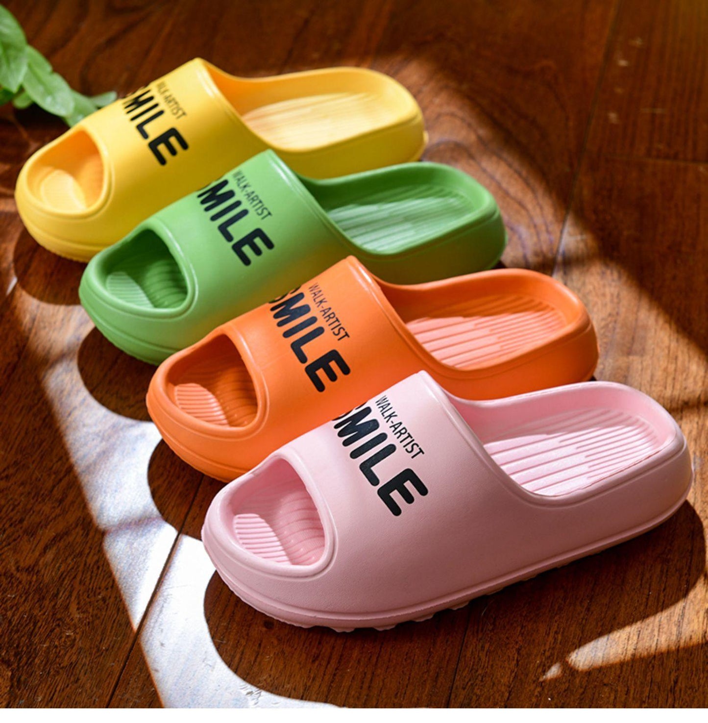 Super Thick Bottom Slippers for Women Summer Outdoor Wear Home Non-Slip Bathroom Home Soft Bottom Couple Slippers for Men Summer