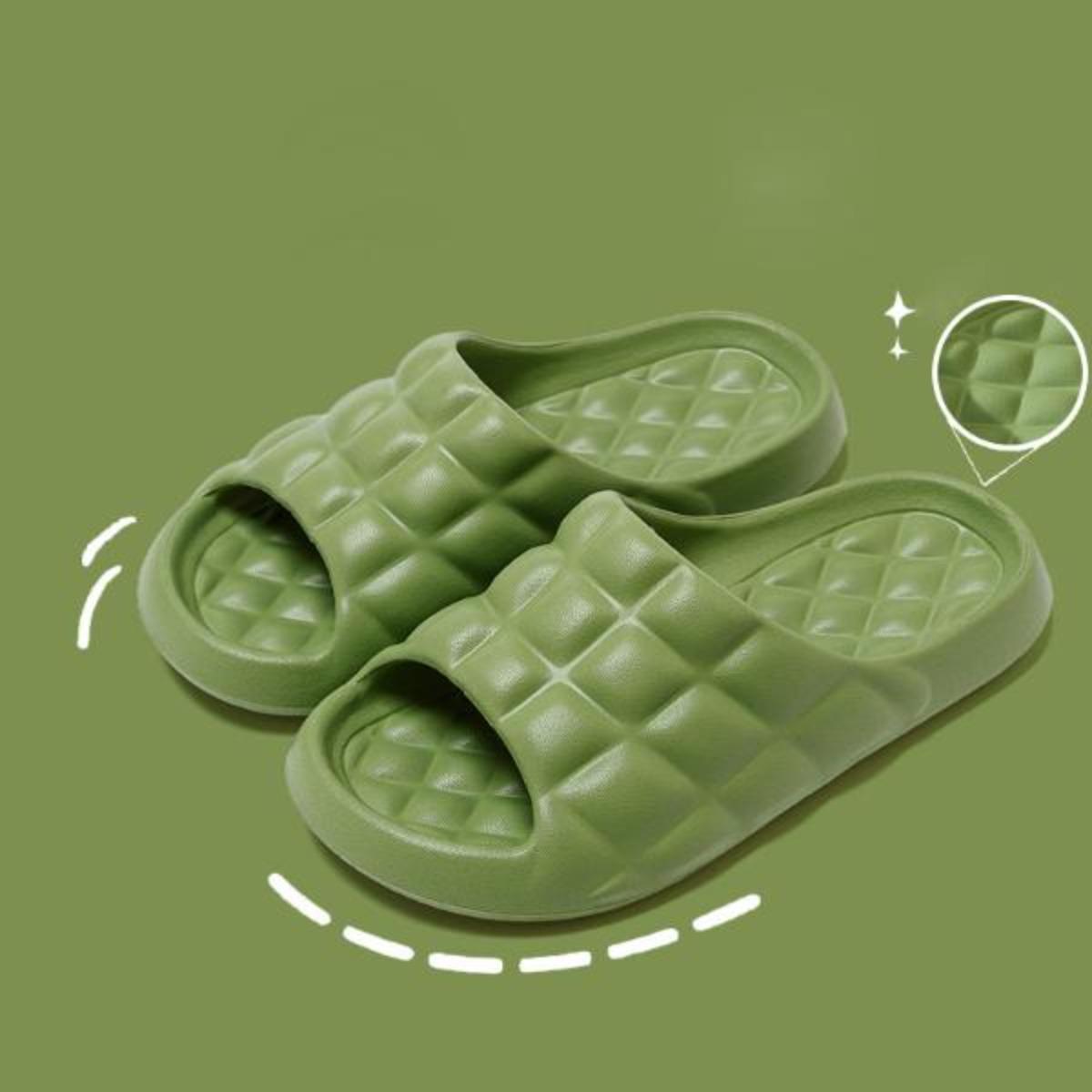 Super Fire Slippers Men Wear Non-slip Anti-odor Slippers Outside Summer Men Outdoor Dual-purpose Sports Slippers