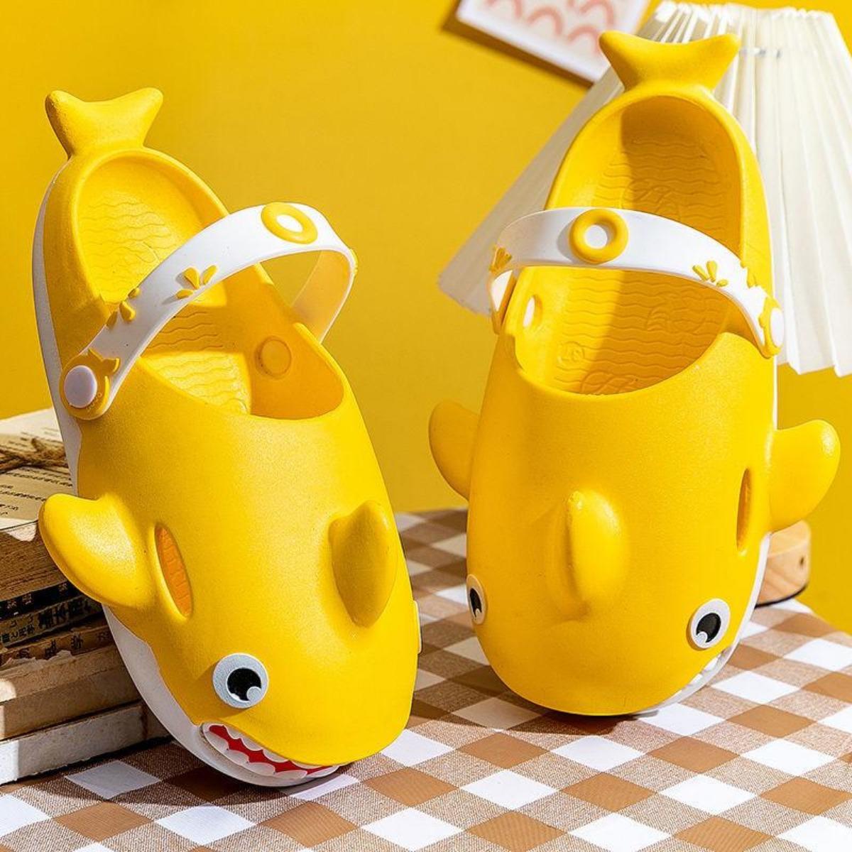 Shark Sandals Women's Summer Household Indoor Non-Slip Bathroom Bath Thick Bottom for Outdoors Couple Slippers Men