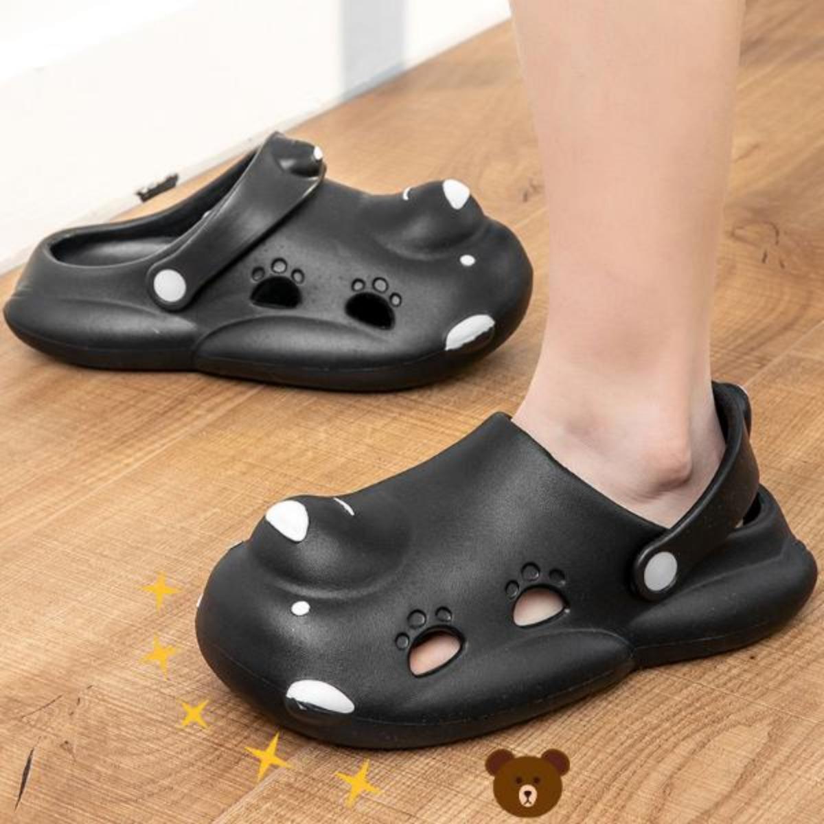 Hole Shoes Women's Slippers for Outdoor Wear Summer Cute Home Couple Thick Bottom Non-Slip New Closed Toe Anti-Collision Sandals for Men