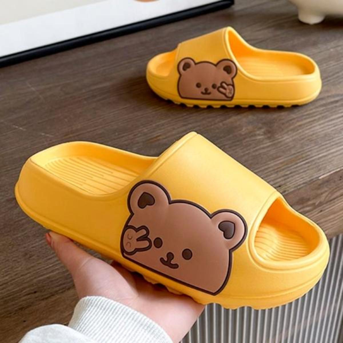 Slippers Women's Summer Indoor Home Bath Couple Men Wear Stepping on Feeling Non-slip Sandals Men's Summer Soft-soled Fashion Slippers in summer