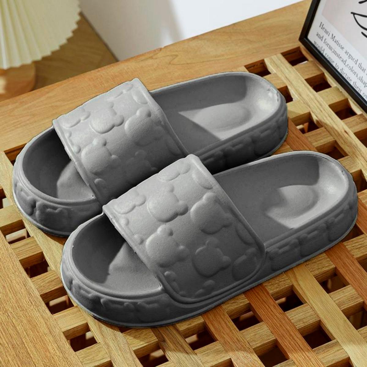 Slip-on Slippers for Women Summer Outdoor 2022 New Bathroom Bath Non-Slip Indoor Household Platform Slippers