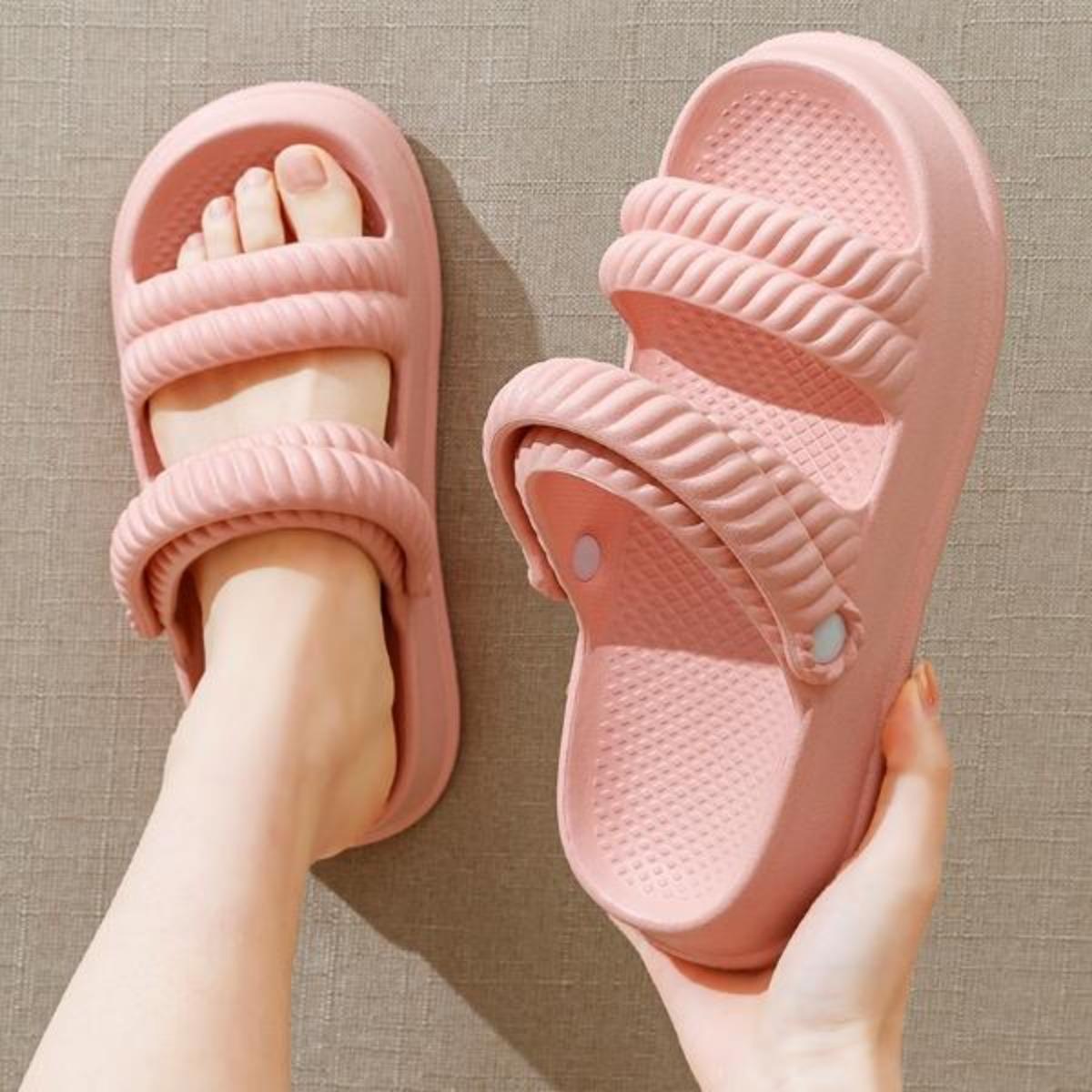 Women's Thick-Soled Sandals Summer Outdoor Non-Slip Soft Bottom Fashion Trending Half Slippers Two-Way Sandals Casual Beach Sandals