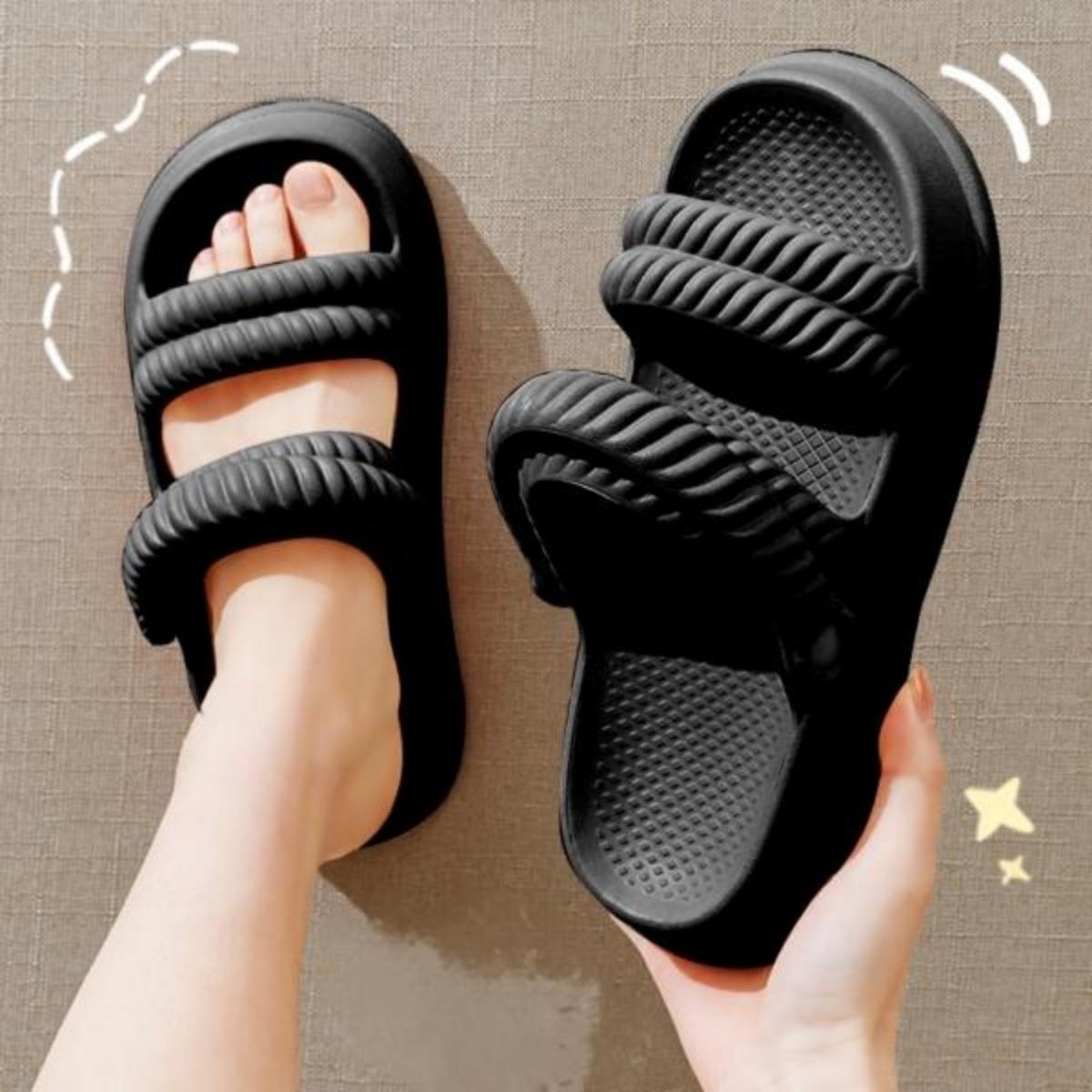 Women's Thick-Soled Sandals Summer Outdoor Non-Slip Soft Bottom Fashion Trending Half Slippers Two-Way Sandals Casual Beach Sandals