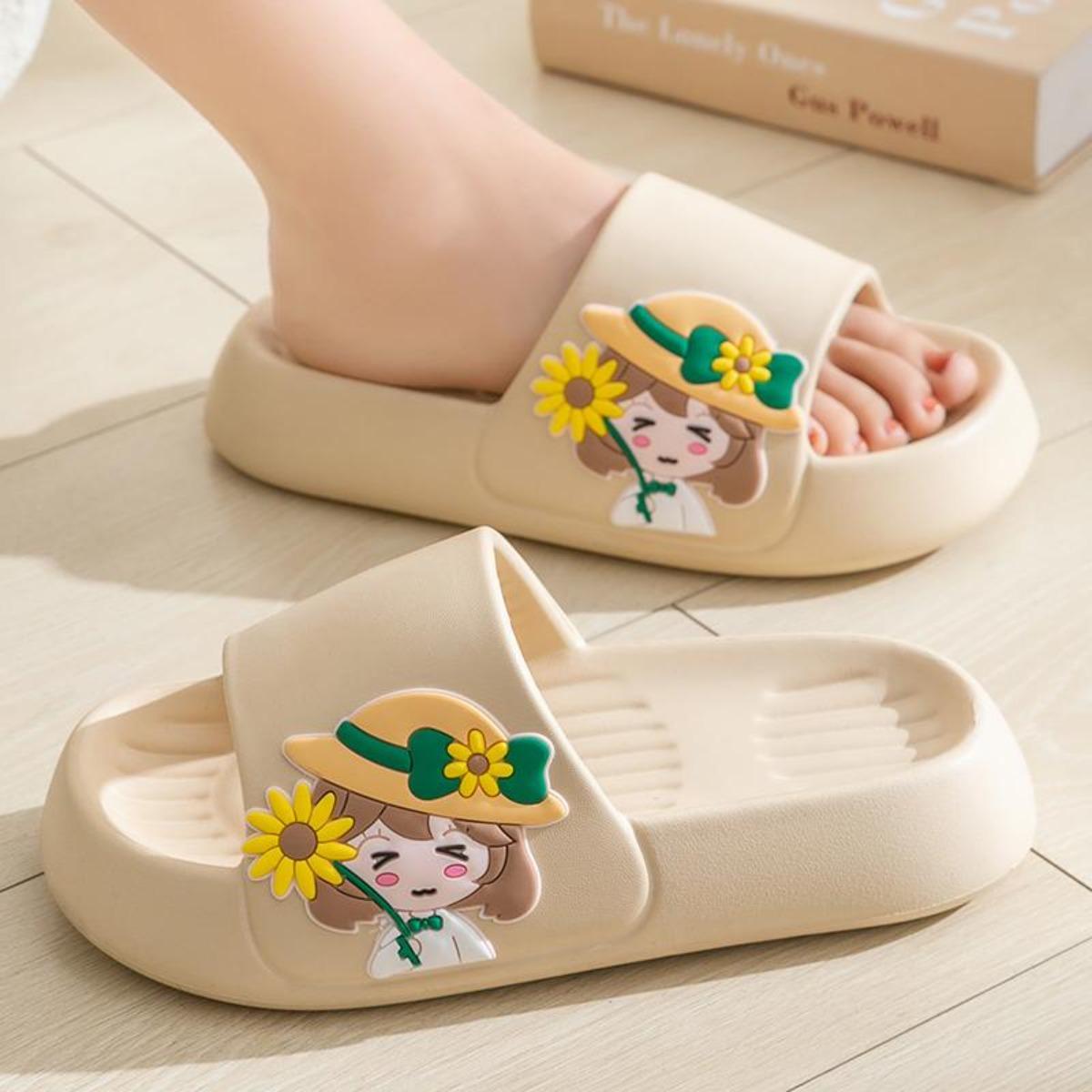 Women's Summer Outdoor Slippers 2023 New Indoor Home Breathable Thick Bottom Non-Slip Slip Slip-on Slippers Ladies Summer