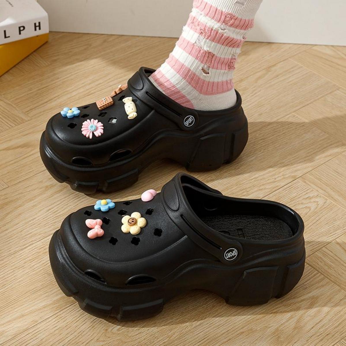 Hot Selling Ultra-thick-soled Hole Shoes Women's Summer Wear 2023 New Non-slip Muffin Heightened Baotou Beach Sandals