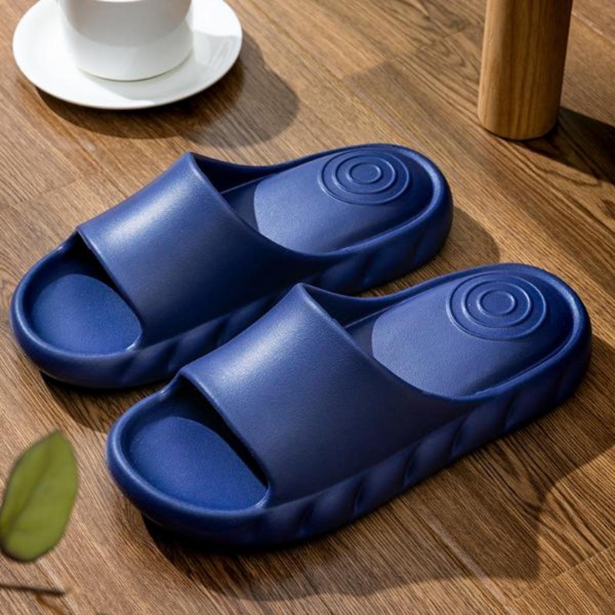 Non-slip Outdoor WearSlippers for Women Summer Bathroom Bath Couple Thick Bottom Home Indoor Men's Sandals